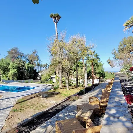 Hacienda La Vizcaina 아파트