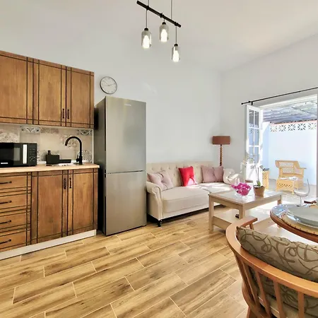 Hacienda La Vizcaina 아파트 라오로타바